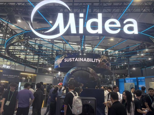 富腾优配  美的董事长方洪波：已有六七个人可随时接班