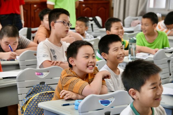 东方财通 上海爱心暑托班火热开班：778个办班点迎数万学子